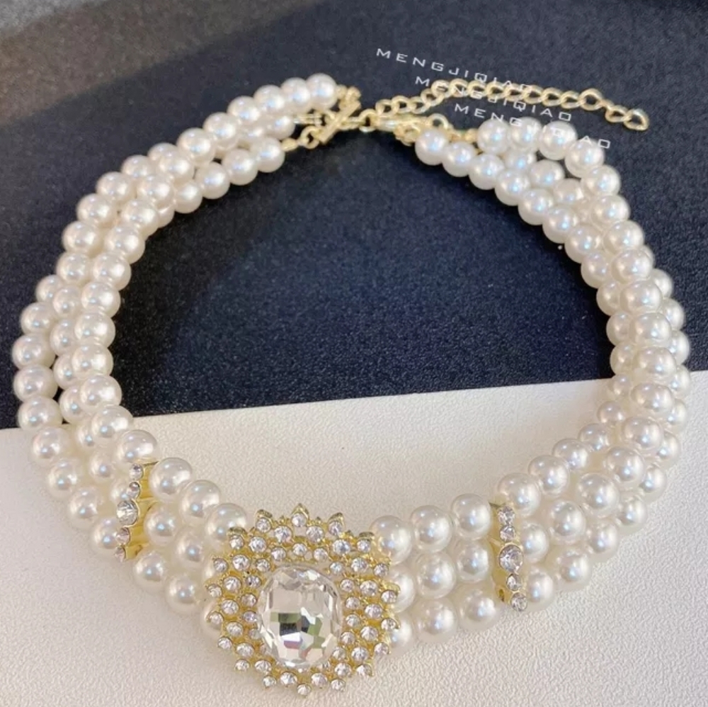 Vintage Style Two Tone 3 Layers Pearl Choker Necklace